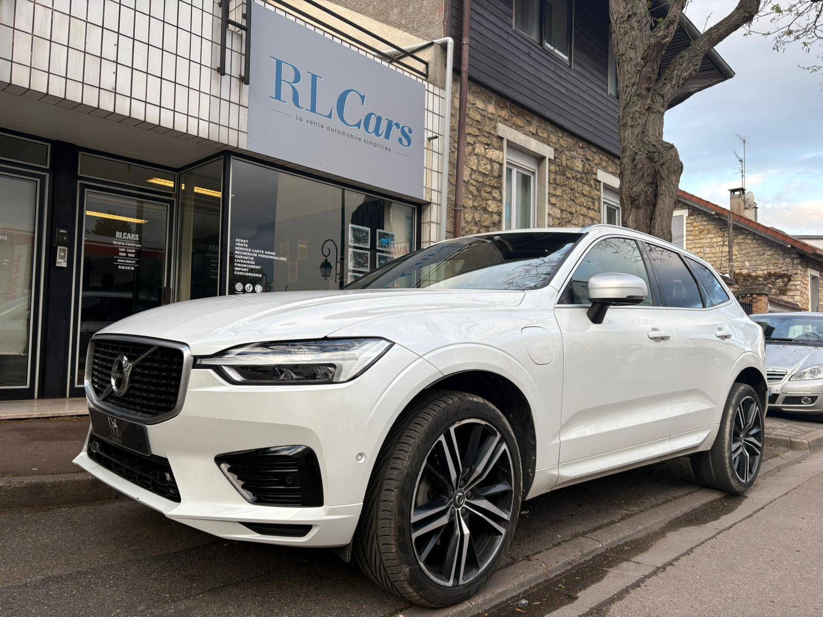 Volvo XC60 II T8 Twin Engine 320 + 87ch R-Design Geartronic