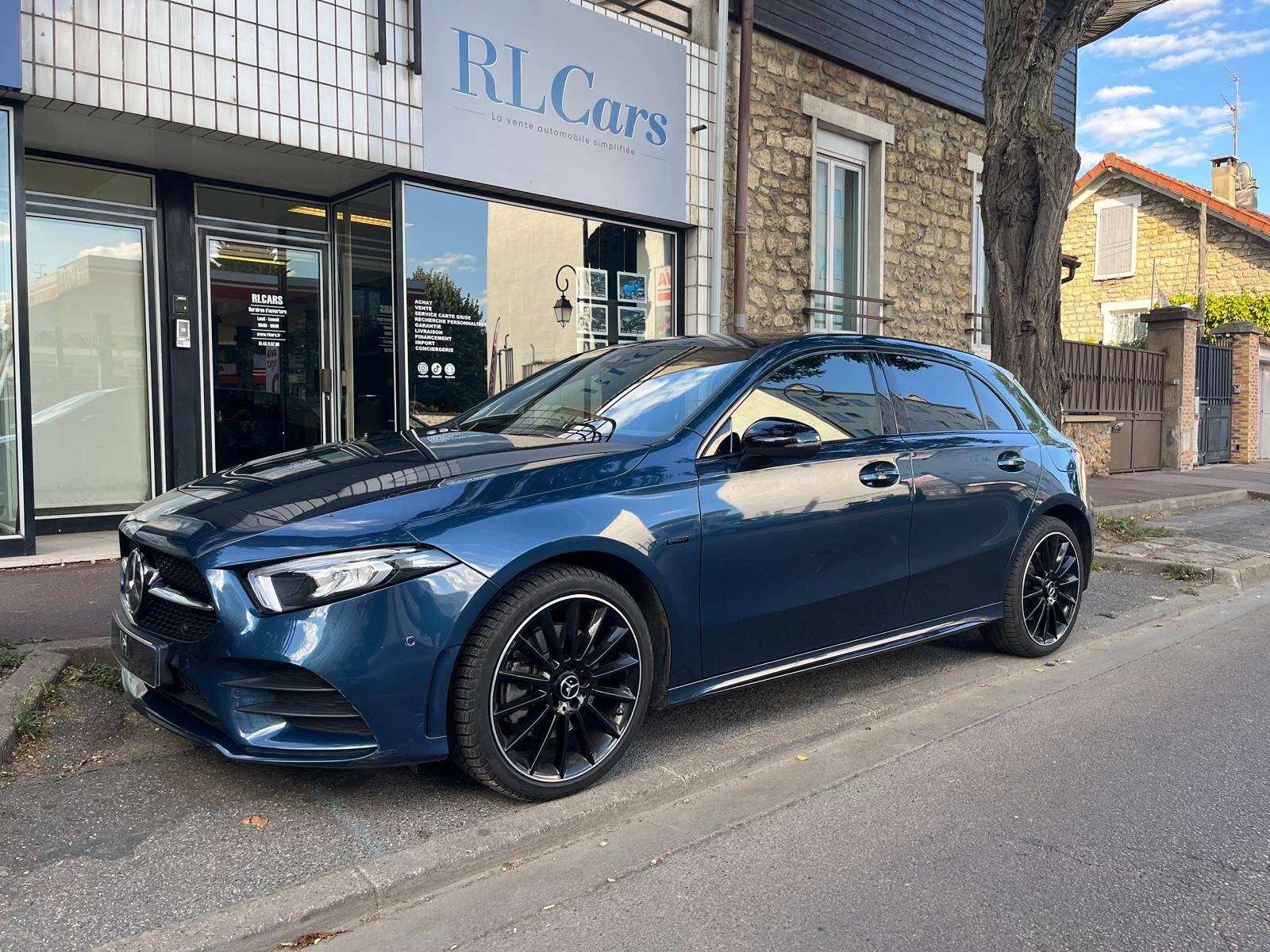 Mercedes-Benz Classe A IV (W177) 250 224ch AMG Line Edition 1