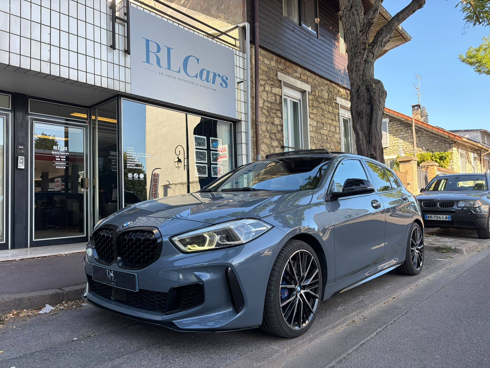 BMW Série 1 III (F40) M135iA xDrive 306ch - TVA récupérable - Toit ouvrant - Shadow line - Suivi BMW
